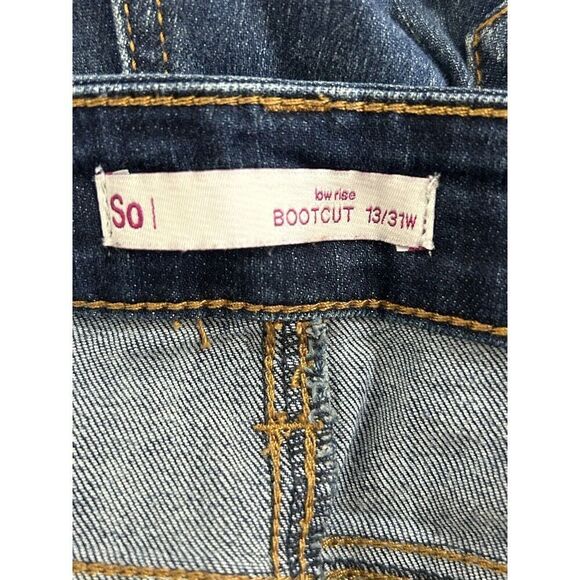 SO Women's Low Rise Distressed Bootcut Jeans Size 13/31W - Picture 3 of 5